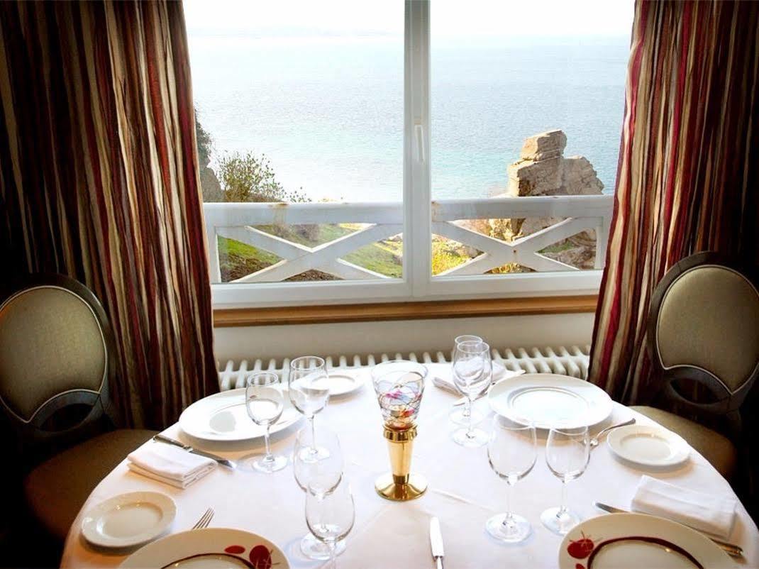 Отель Le Manoir Du Sphinx Перро-Гирк Экстерьер фото